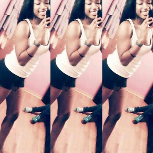 I am a teenage girl and I love twitter, this world and all people. I tweet about the things I love and feel.