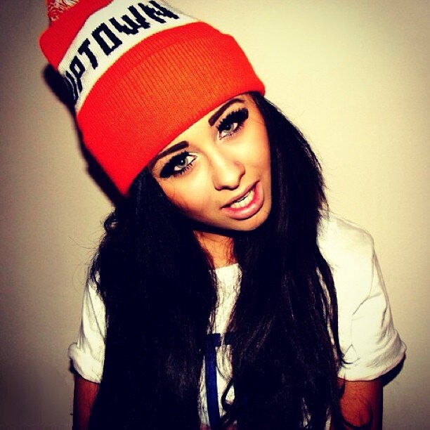 VerlineGawlik's profile picture. Whoever said a smile is the best curve on a girl clearly hasn't seen my ass.