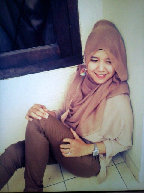 Sabar dan senyum :)
