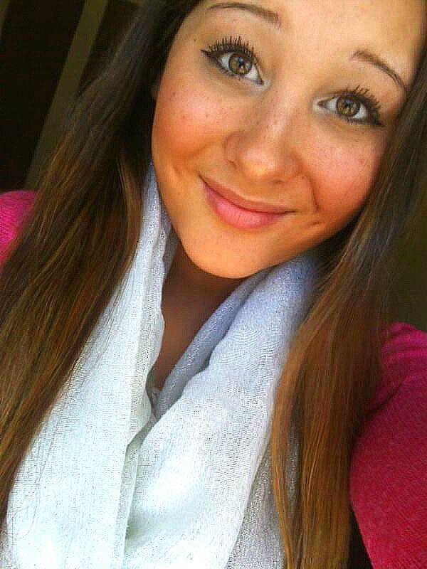 DavinaMcmaken's profile picture. I'm a crazy girl who will love to be friends with people but mainly ones who I know lol and yes i'd love to meet new people to be FRIENDS WITH!!!!!