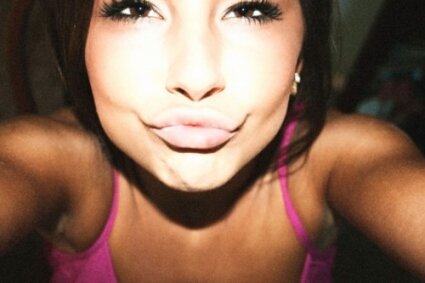 Just a normal girl who loves Jasmine Villegas. Thanks for the follow :)