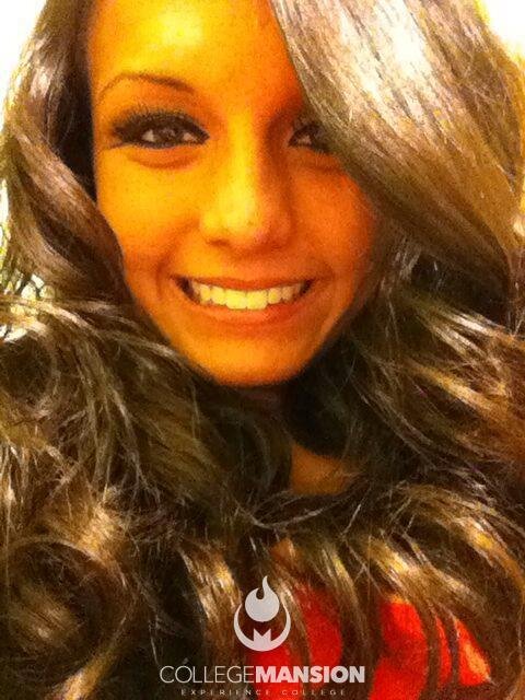 The girl who loved both extraordinary life n Simple life.and The most she needs is peace of mind:)