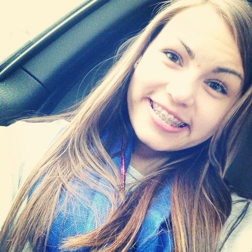 CarolyneCocomaz's profile picture. college girl. rapper. poet | red lipstick feminist | brooklyn born, raised, bred & educated | peace of mind, freedom from emotional imprisonment & love