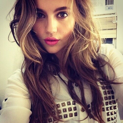 Singer, Songwriter, Entertainer, Sagittarius, Lover. A little girl who has a big dream!