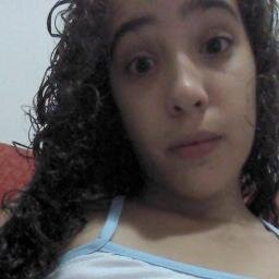 Momôzim, vamos fazer assim 
Eu cuido de você, você cuida de mim 
Não desisto de você e nem você de mim 
Vamos até o fim, dá a mão pra mim...