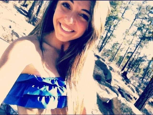 RondaCoates's profile picture. I'm a crazy girl who will love to be friends with people but mainly ones who I know lol and yes i'd love to meet new people to be FRIENDS WITH!!!!!