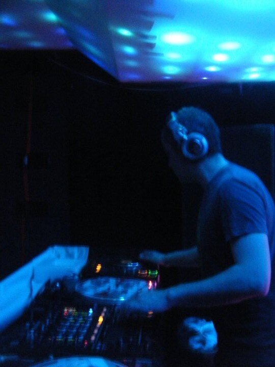 🇮🇪DJ/Producer-Reorganizing Basscapes for public consumption💣🔊💣