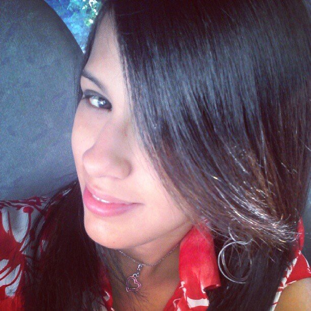 Small-town girl living in the big city. Lover of Chinese language & culture. Writer/blogger.