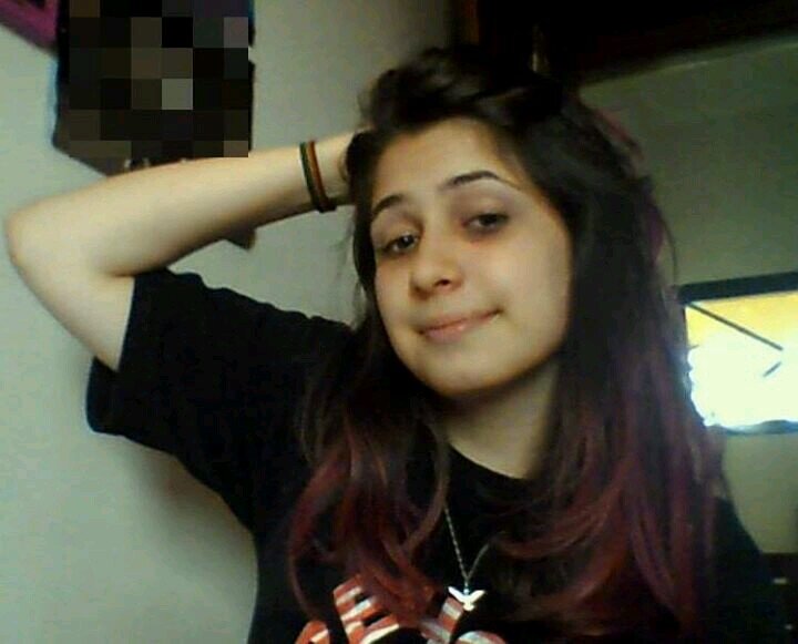 Duda, Sao Paulina , Viciada em Point Blank , ando de Skate , amo Supernatural e The Vampire Diaries , Sigo de volta! @ClubeFollowBack (: