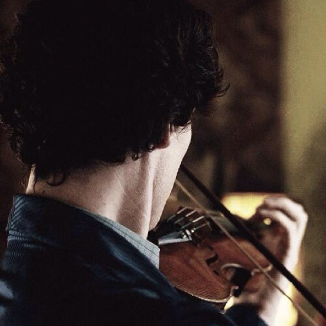 Consulting detective - the only one of the kind. [Sherlock RP, MV.]