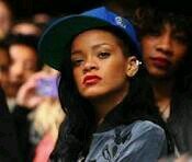 I LOVE RIHANNA 3 she is part of mind,please FOLLOW ME also on instagram (alice_navy) ;D