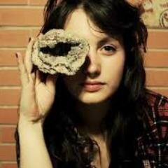 Size sevgili olmayın demiyorum, hobi olarak yine olun ama ilişki durumunu evli yapmayın lan.