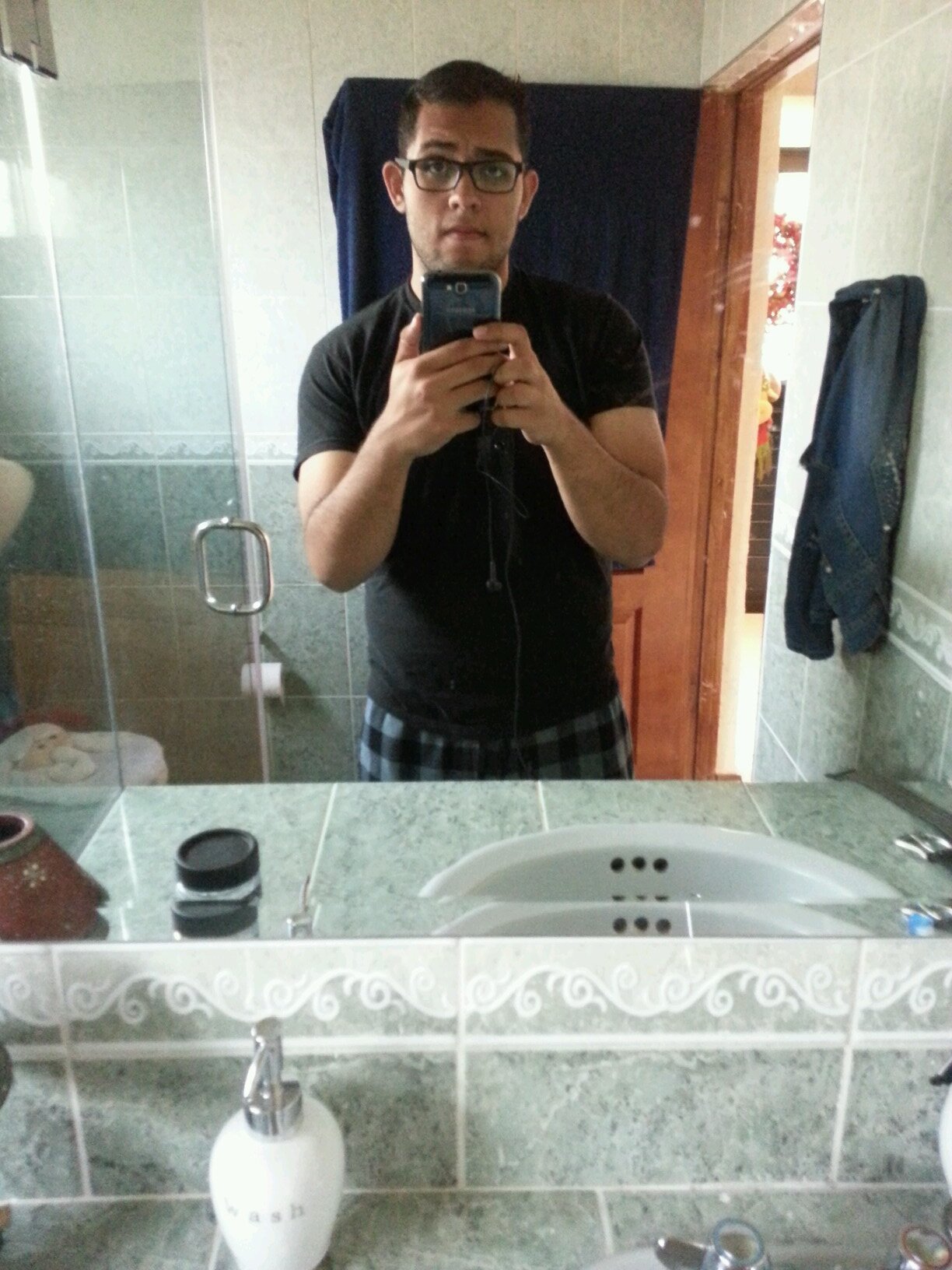 RomanPatinoS's profile picture. 