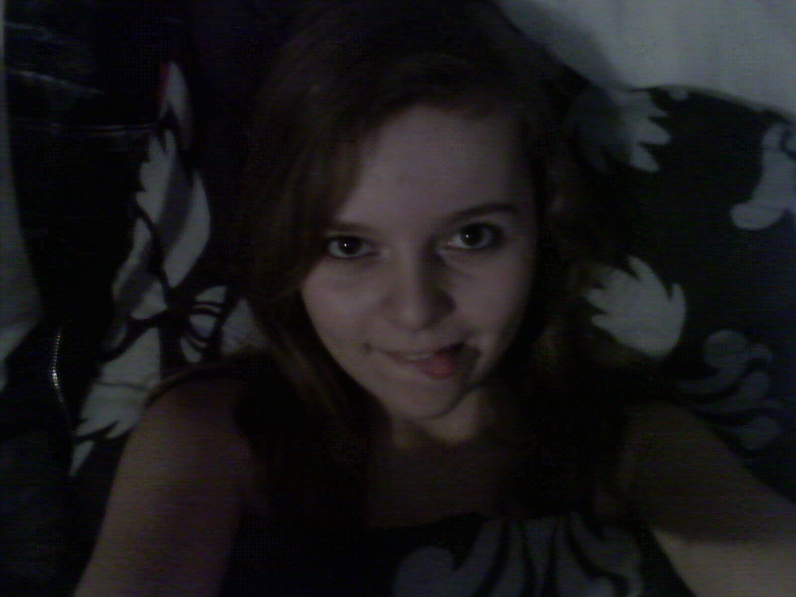je fais trop peur sur ma photo de profil lol =p