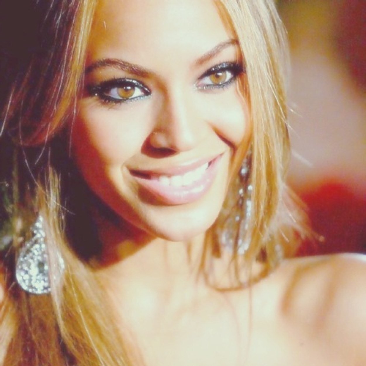 PrettybLiars's profile picture. #Beyonce Snap : julia2906