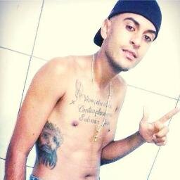 ♪ 20 Anos tenho orgulho de ser Original nois gosta de canta de inproviza no vOcAL http://t.co/4LdYH2oZ9N