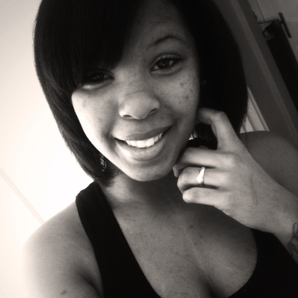 Dena Mother of 3 Hardworking Stubborn Gemini RUDE LIL WOMAN http://t.co/ZIcoBrNQas