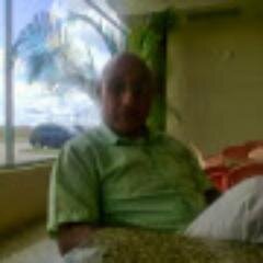 Cristiano Evangelico y Bolivariano. Chavista.  Ingeniero Mecanico. Revolucionario e izquierdista desde los 6 años por la Justicia, el Amor y la Paz