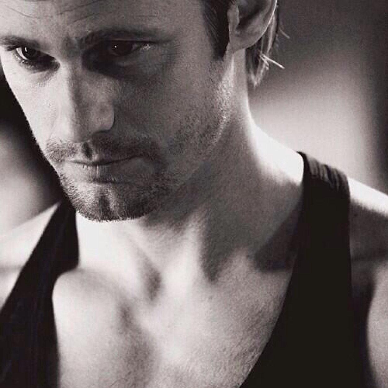 Hottest fanger you know.{My eternity @GlimmerTheVamp}{Little sis @FayeMichaelis} RP 21+