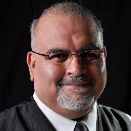 Estrategias en Comunicación, Marketing y Comercialización Digital. Coach Profesional, Organizacional y Ejecutivo.
Capitan de Tormentas.
Entrenador de Equipos.