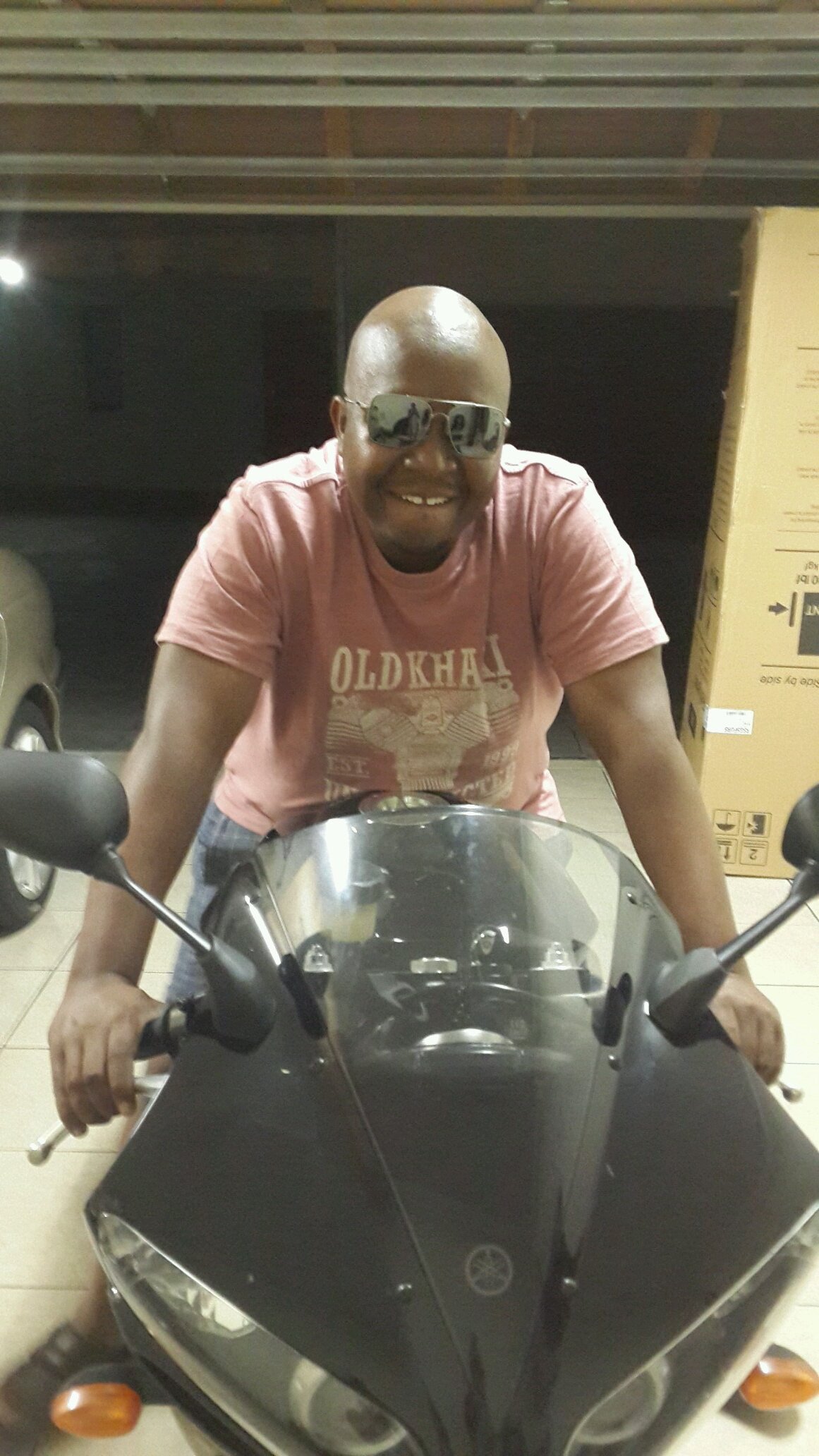 Biker ,Lawyer and keen observer of people, life and such things.