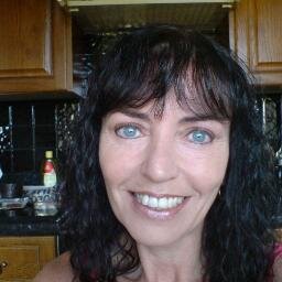 Longbow archer, poet,avid reader and thinker
https://t.co/W70eQ6gX6n