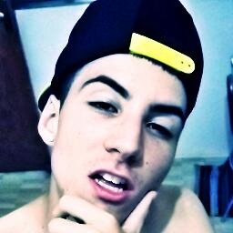 Ｄｅｕｓㅤａｃｉｍａㅤｄｅㅤｔｕｄｏ ♛