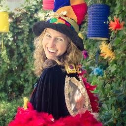 Landofimagine's profile picture. Lives in The Land of Imagination. Storyteller and actress - Magical stories for kids of all ages. Song, Dance, Story, Dress-up and Arts n' Crafts.