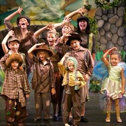 I love my two children Nici and Britny. im a theatre and dance teacher at Center Stage Performing Arts in Arlington Hts.
