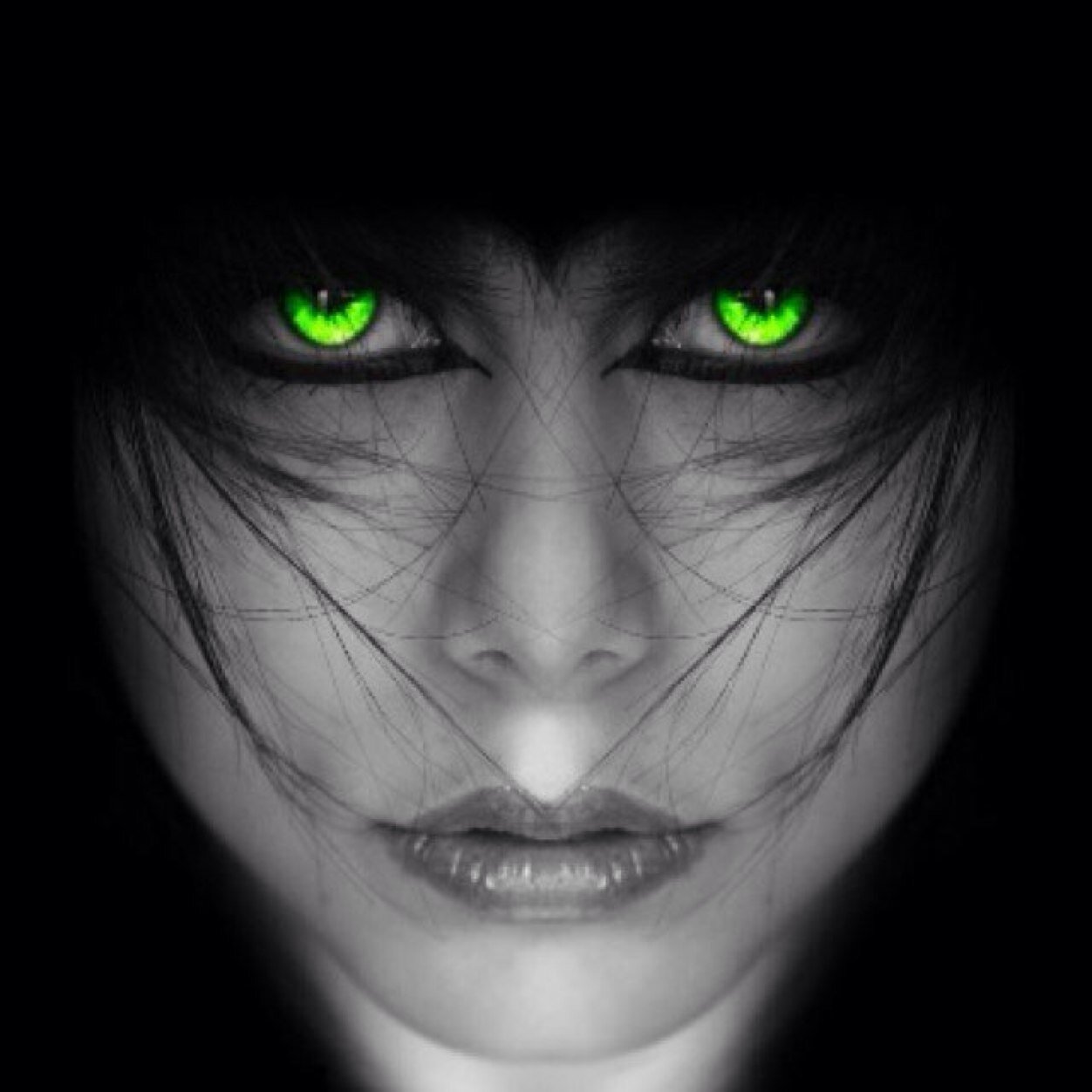 Hades and @QueenPersephon1's Daughter. Sister: @_EvilBella {single} My Children @_EvilCrimson @EvilRaven_