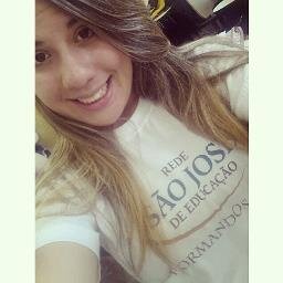 13.05 ★ sou linda,sou gostosa e tenho cara de cocota :9 e amo minha melhor amiga @mariithys s2