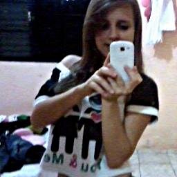 - Flaavia.Livia' ;    - E no meeio de taanta meerda , as vzes apaarece alguem que reealmente preesta !