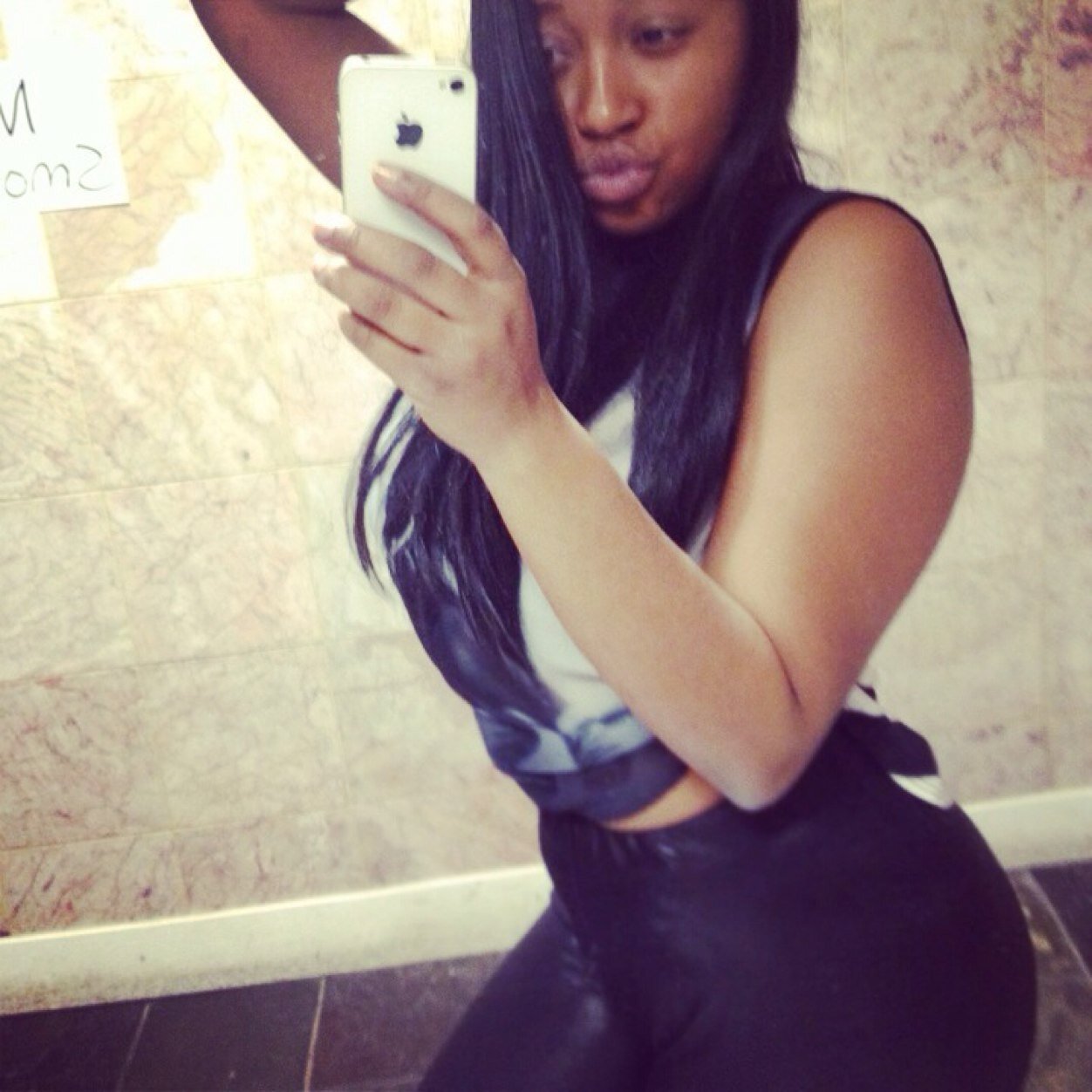 Barbiierella's profile picture. The Leading Ladie in Every Situation #Nails #NailPolish #Blonde #Glitter #Team No kids #BossBytch #Barbie #Cinderella #Sweetheart #GoGetter