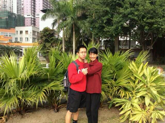 DavidSzetoo's profile picture. Prominent. ΘΧ.