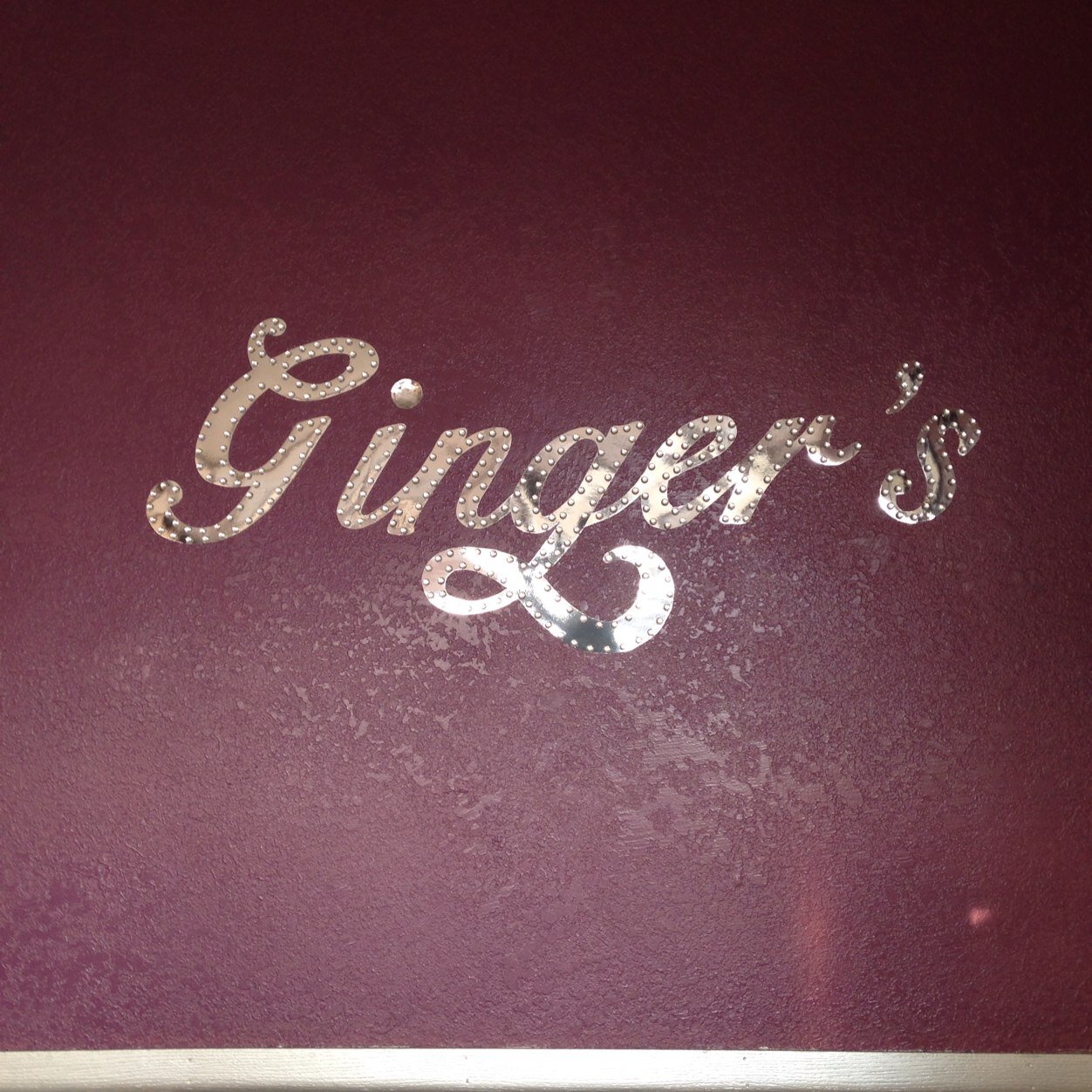 Ginger's is the place to shop for money saving clothing, shoes, and accessories for your dance and fitness needs. SUPERIOR SERVICE IS OUR POINTE!!