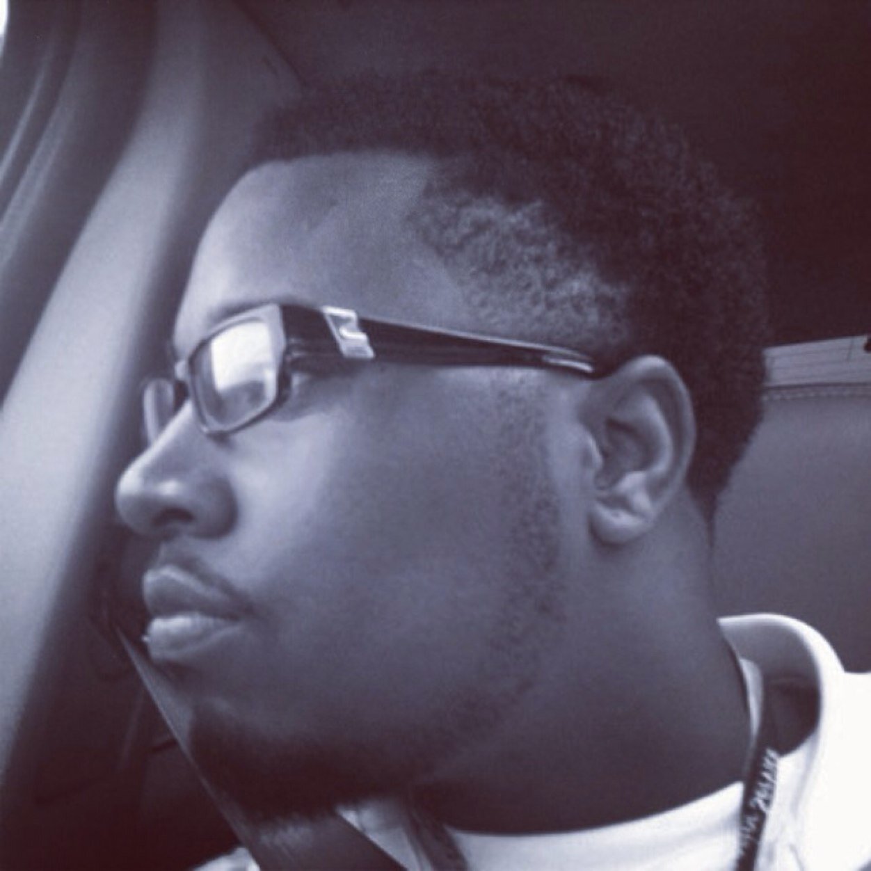 Laid back dude! Tryna make myself better each and everyday. Anything you want to know, just holla at me!