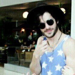 amouredofilipe's profile picture. that's a fiuking crazy number ♡ @fiuk