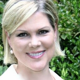 Founder, Patients' View Partners. All about dignity & human-centered care. Recovering TV news anchor. Love dogs, books & extra lemon.