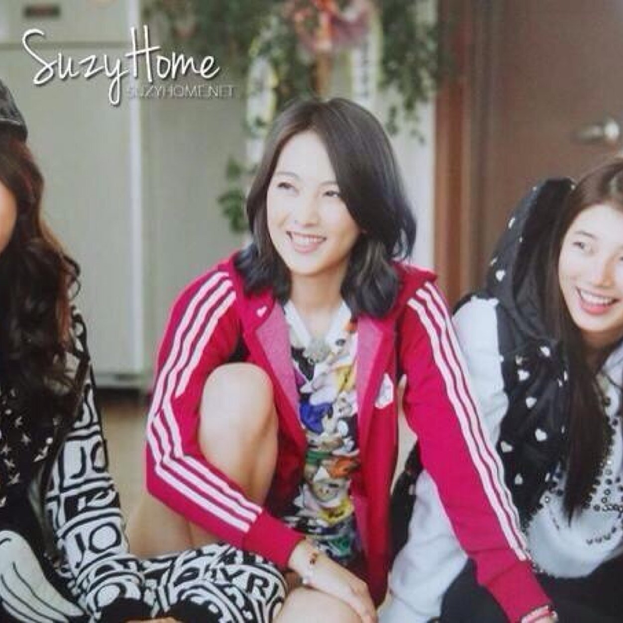 อันยองฉันจียองคาร่าสาวผมสวย(?) น่ารัก(?)พูดน้อย(?)ฟอลมาคุยกันนะค้ะ จุ้บ!~♥ #htobfam