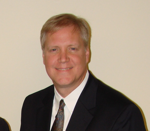 Husband, dad, PhD I/O psychologist, Pricewaterhouse alum, strategy and organizational consultant to Fortune 500, commercial and defense markets