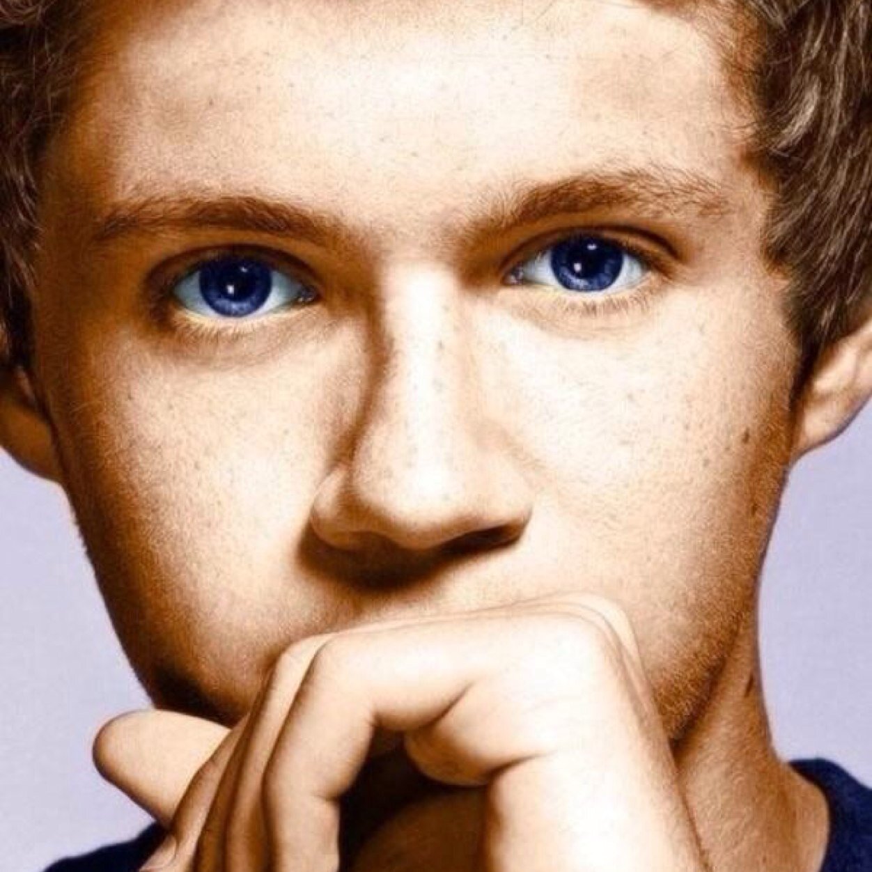 i love one direction,follow my second account @thedaisyhoran   birthday is august 6 #AUGUST 27 WWAtoSTL