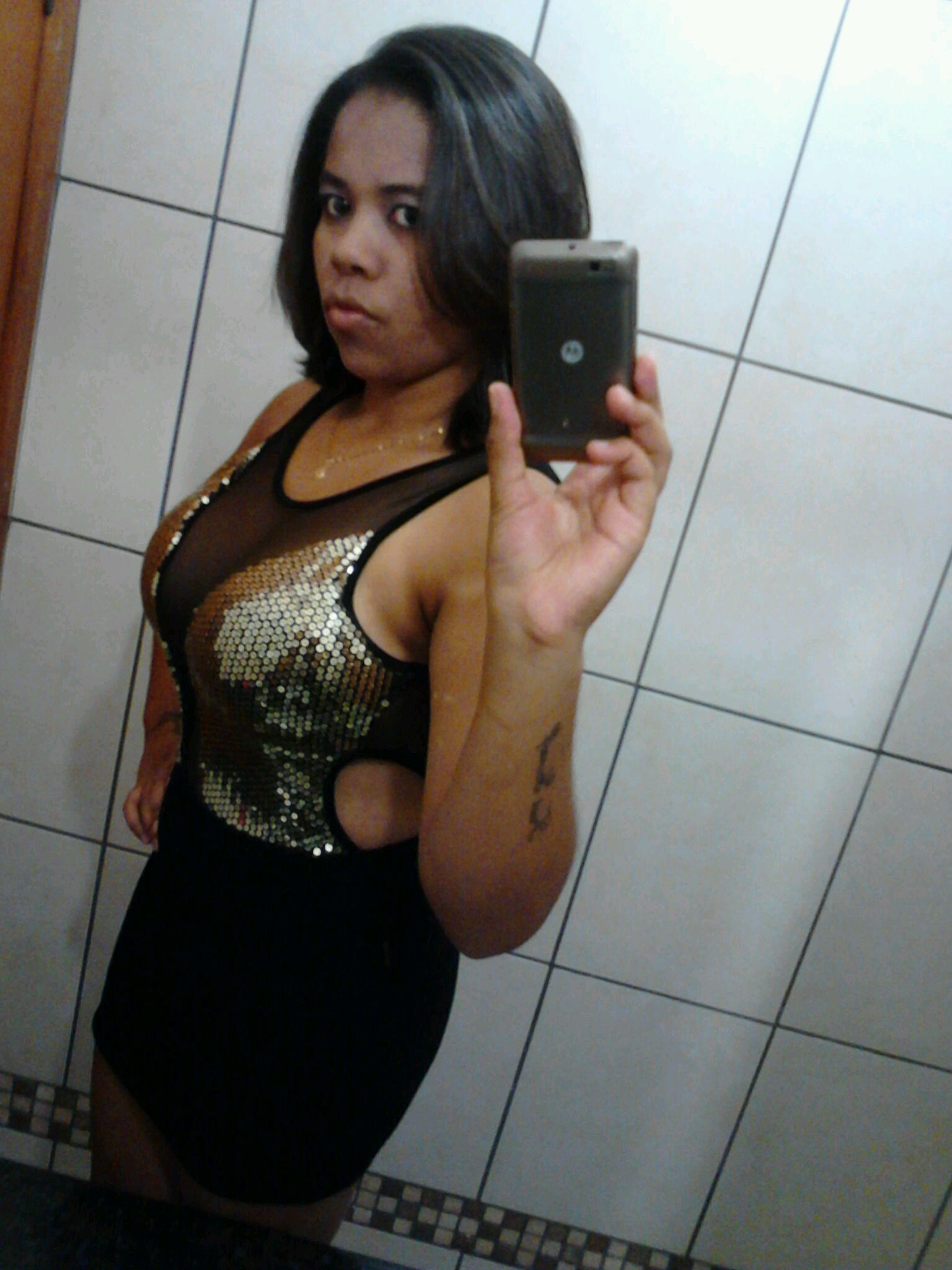 αquelα q chorα de dor,αquelα q ja sofreu por αmor,αquelα q sαbe se αrrepender ♥~*