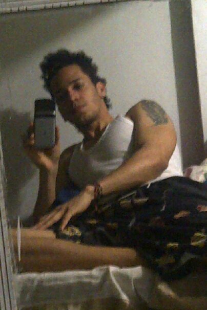 Antes De CriiTicame PriimeroO Mirate En un EsjeroO. Face: Larry Gomez