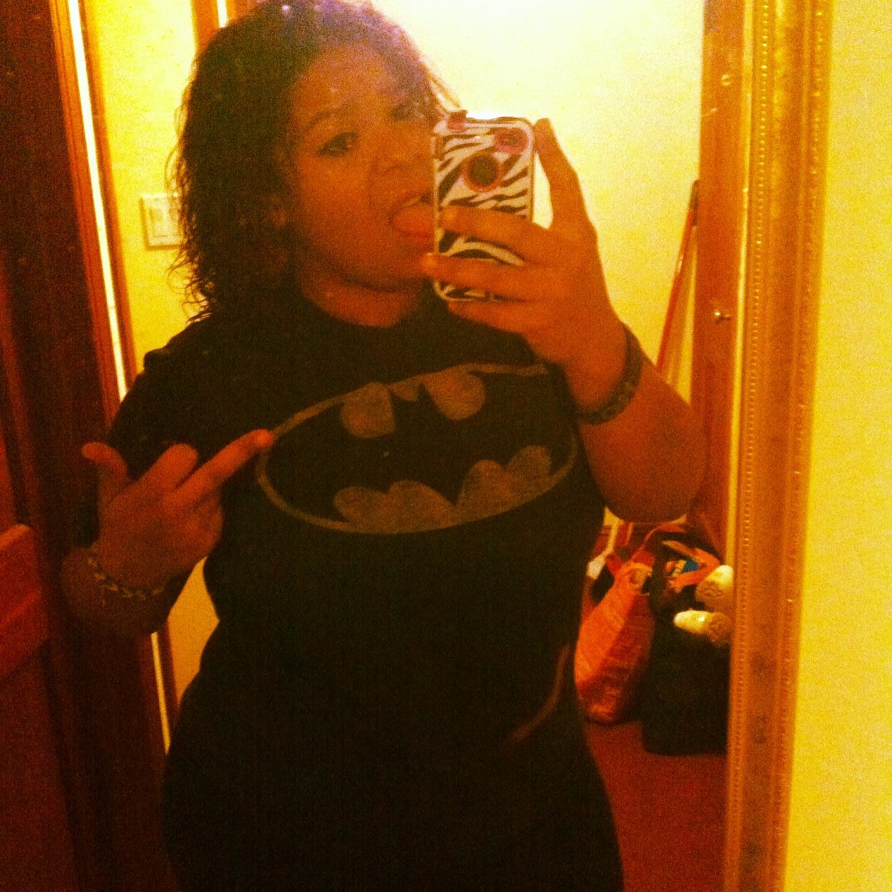 im tired of people telling me what to do and trying to live up to everyones expectations... this is MY life not yours..DONT WORRY ABOUT WHAT I DO!!!!!:)♥