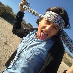 holiss siganmen y los sigoo (;  Me gusta JUSTIN BIEBER soy BELIEBER ♥ Me gusta COMER!!! TODDYS ♥ Soy de URUGUAY 
 Y no se me aburro CHAUUU!! :3