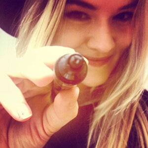 melhelene's profile picture. Instagram: @mirrorsme