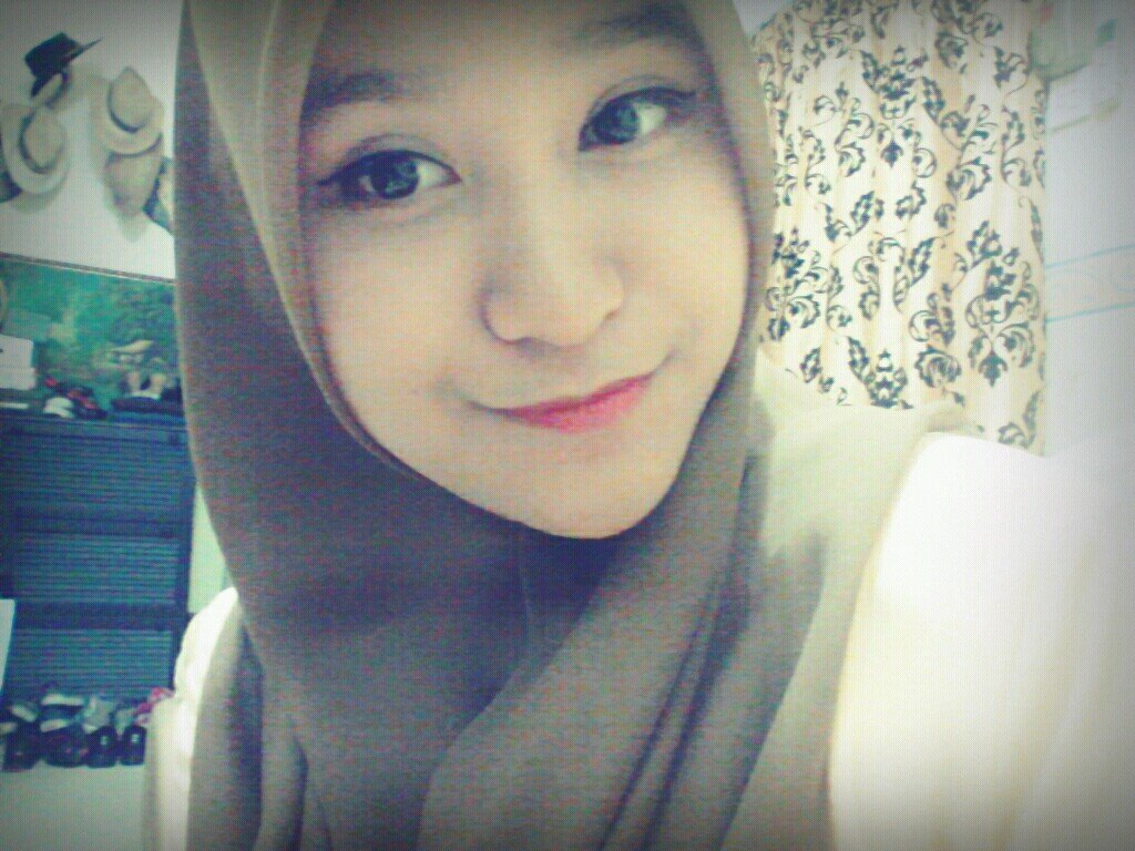 Assalamualaikum..Hey Im Puteri :)  *batch96* ,FamilyTengkuBesarAbdulJalilPahang,*MentionMeForFollowYouBack*