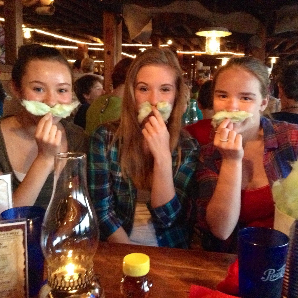 JuliaH_B_'s profile picture. 