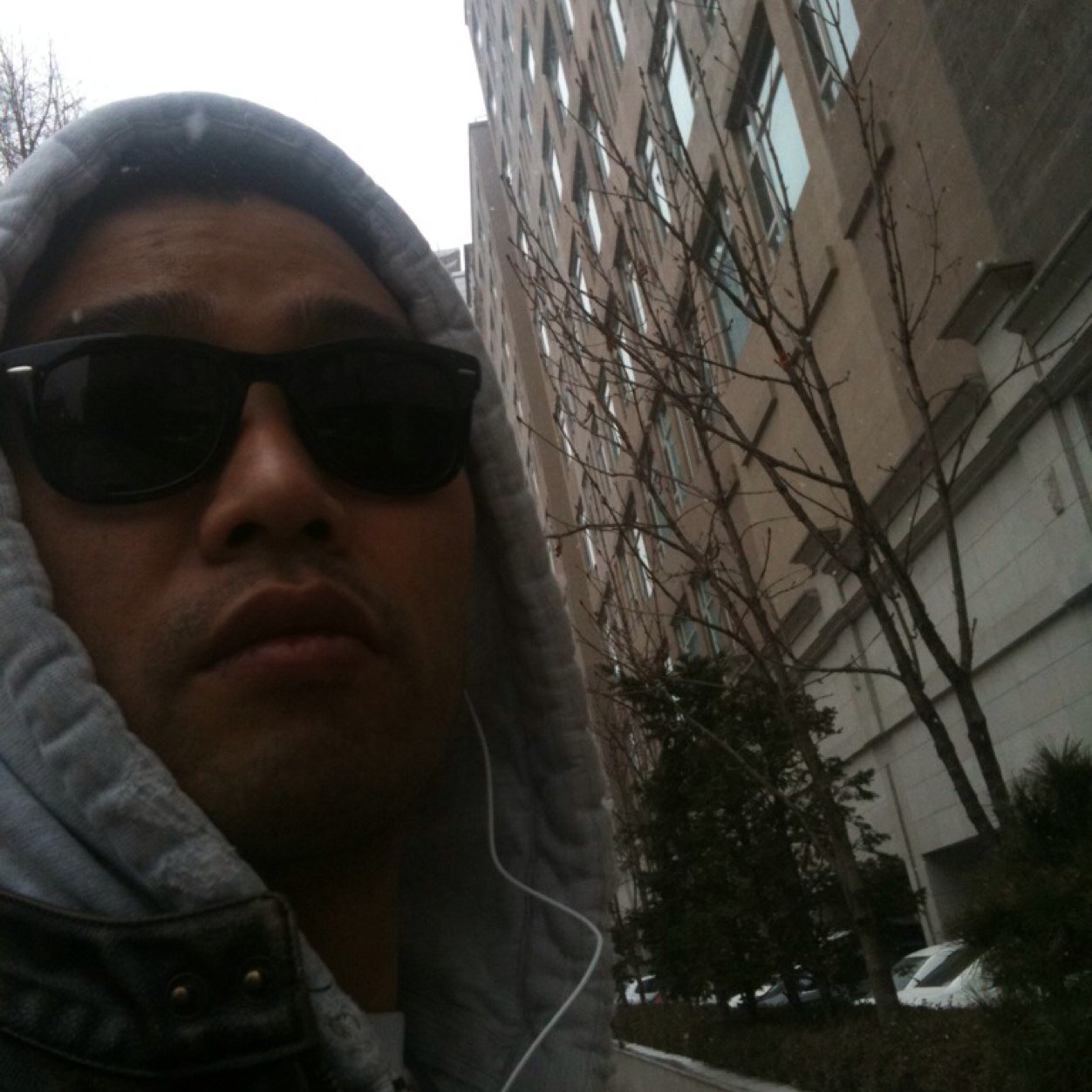 hermes.. The truth is out there..I want to believe..去去中知 行行理覺..신을 믿고 싶은 건전한 무 종교인 떠돌이.. Stationary Traveler..떨어뜨린 물건은 항상 못 찾을만한 예상 못 한 곳에 숨고 이어폰선은 항상 이상하게 꼬인다.