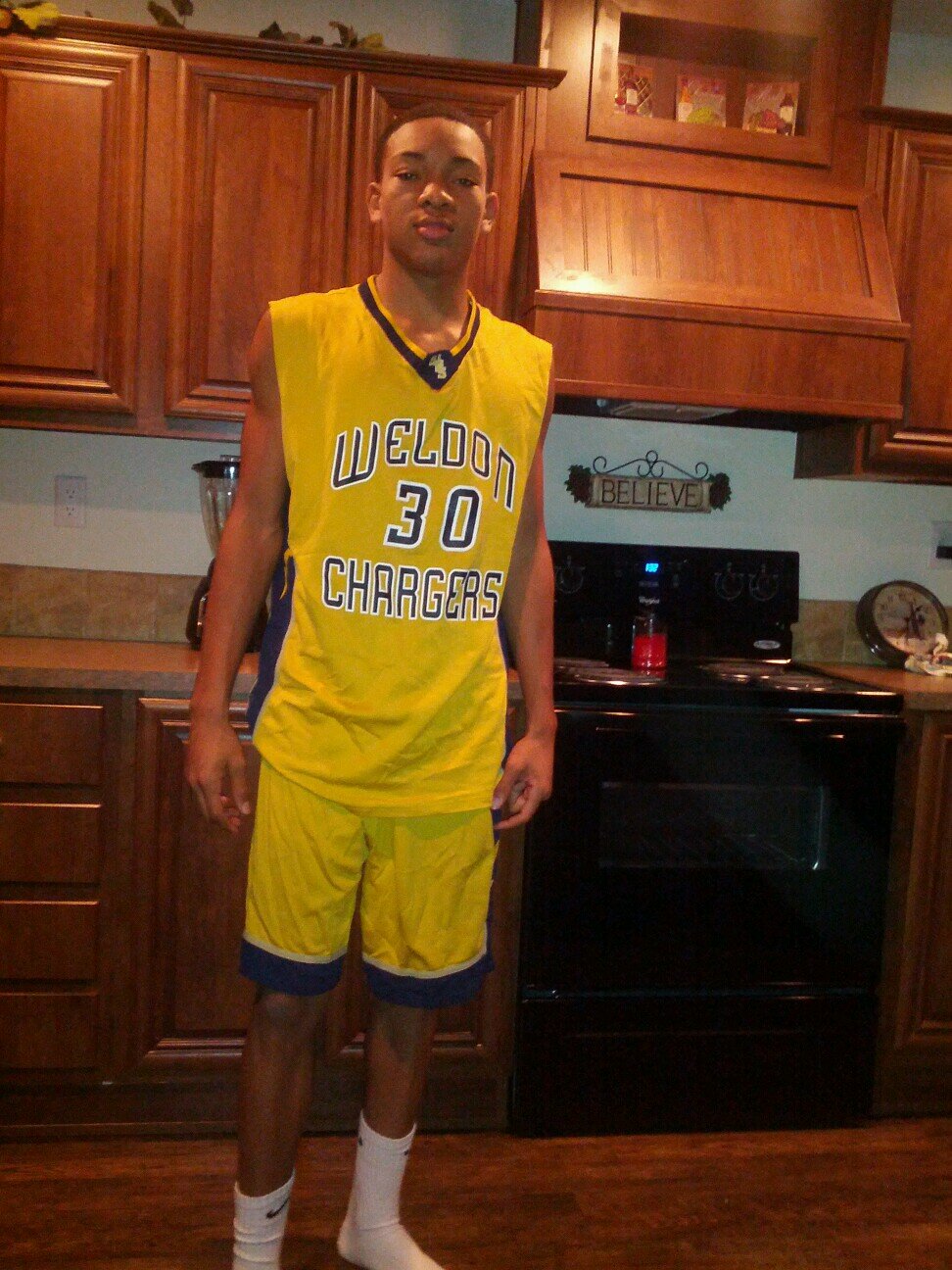 Just a young nigga that loves to ball....